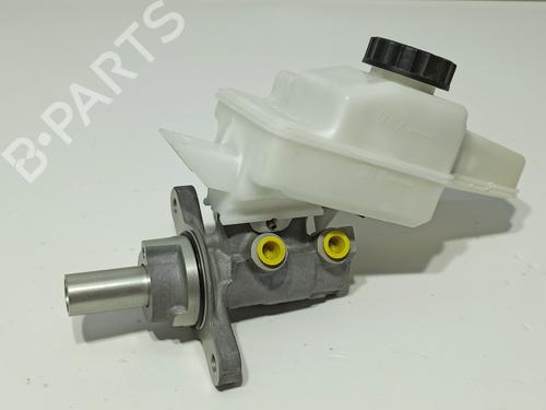 Used Brake master cylinder TOYOTA YARIS (_P21_, _PA1_, _PH1_) 1.5 Hybrid (MXPH10, MXPH11) (116 hp) 21086145