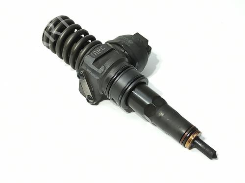 Injector VW TOUAREG (7LA, 7L6, 7L7) 2.5 R5 TDI | BP20163423M100 