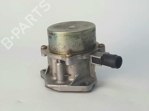 Used Vacuum pump RENAULT CLIO II (BB_, CB_) [1998-2016]  8810535