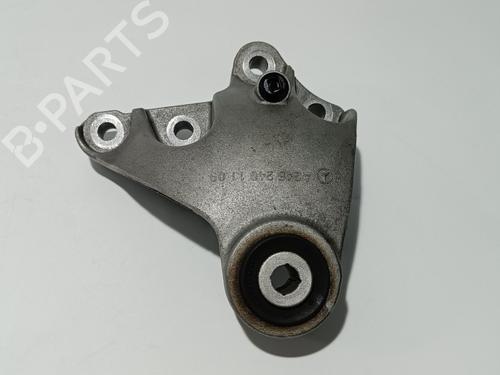 Engine mount MERCEDES-BENZ A-CLASS (W176) A 200 CDI / d (176.008) (136 hp) 17920023