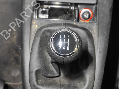 BP32294595I34 main image