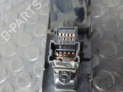 Right rear window switch NISSAN NAVARA NP300 (D40) 2.5 dCi 4WD (D40TT, D40T, D40M, D40BB) | BP2735207I28