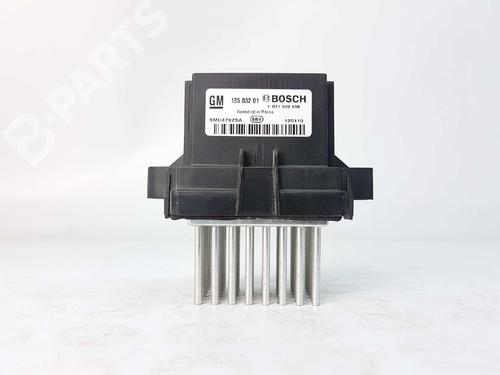 Used Heater resistor OPEL INSIGNIA A (G09) 2.0 CDTI (68) (131 hp) 11675492