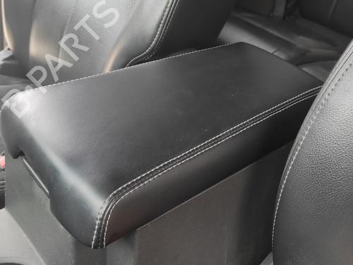 apoio-de-braco-consola-central-jeep-cherokee-kk-2007-21086007 main image
