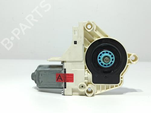 BP13688967E23 main image