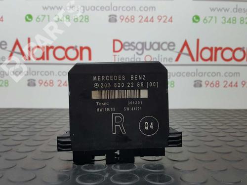 Used Comfort control module MERCEDES-BENZ C-CLASS (W203) C 200 CDI (203.007) (122 hp) 2748434
