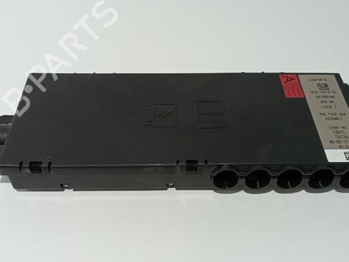 Fuse box LAND ROVER RANGE ROVER VELAR (L560) 3.0 D300 SDV6 4x4 | BP13251604E1 