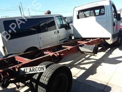 Pièces Détachées Usagées IVECO DAILY III Van 65 C 15 (146 hp) 4279593