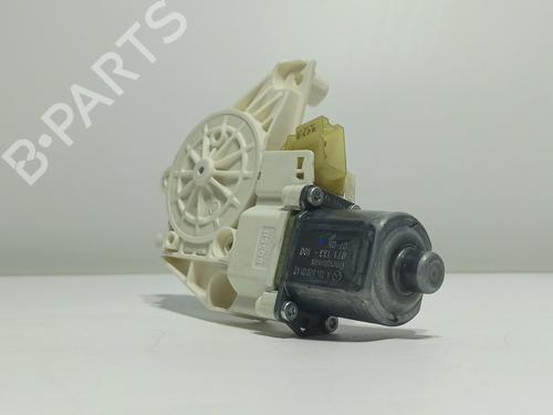 Rudehejsemotor forskærm venstre MERCEDES-BENZ C-CLASS (W204) [2007-2015]  18527153