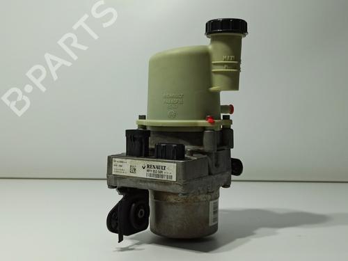 Used Steering pump DACIA SANDERO 1.5 dCi (68 hp) 23029396