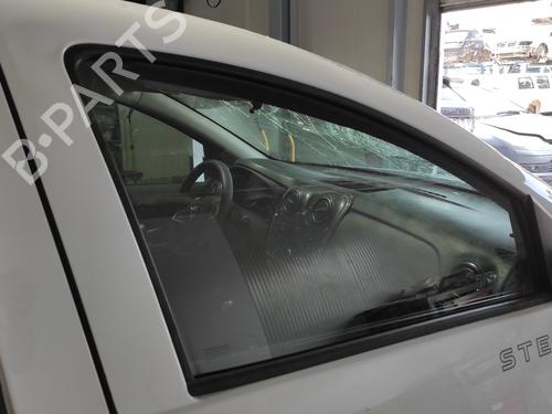 front-right-door-window-dacia-sandero-ii-2012-26898944 main image