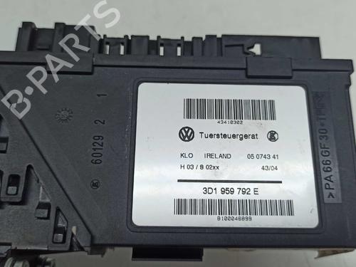 Right front window motor VW TOUAREG (7LA, 7L6, 7L7) 2.5 R5 TDI | BP7029925E20 