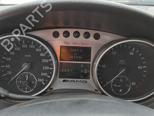 Cockpit MERCEDES-BENZ M-CLASS (W164) ML 320 CDI 4-matic (164.122) (224 hp) 18299323
