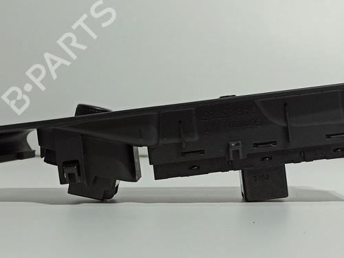 Left front window switch VW PASSAT B7 (362) 2.0 TDI | BP38048060I27 - Image 3