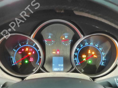 instrument-cluster-chevrolet-cruze-hatchback-j305-2010-39652573 main image