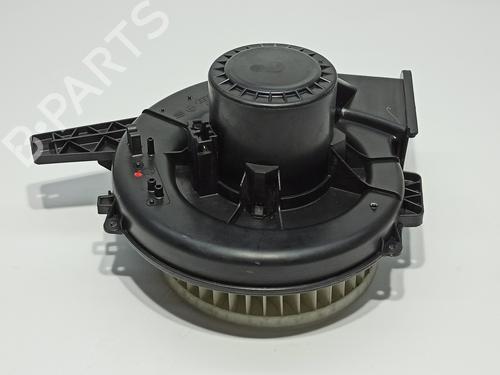 Heater blower motor SEAT IBIZA IV (6J5, 6P1) 1.4 TDI | BP16673872M62 