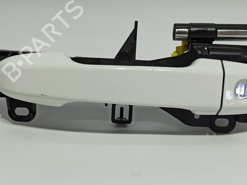 Used Front left exterior door handle TOYOTA YARIS (_P13_) 1.0 (KSP130_, KSP130) (69 hp) 16662342