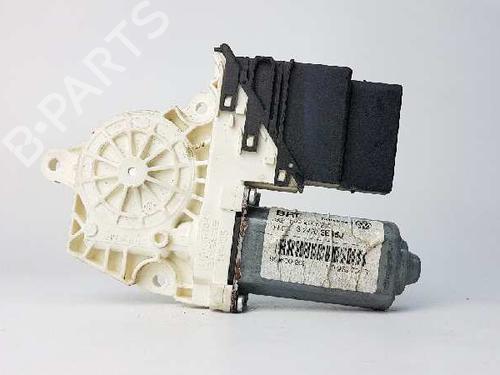 Right rear window motor SEAT LEON (1P1) 2.0 TDI 16V | BP5045107E22 