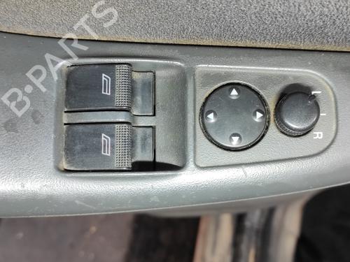 left-front-window-switch-audi-a3-8l1-1996-1997-1998-1999-2000-2001-2002-2003-2004-2005-2006-20702616 main image