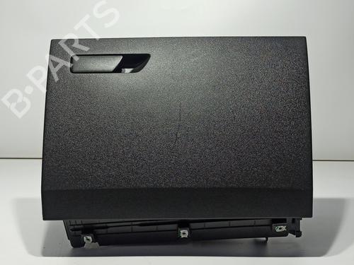 Used Glove box SEAT LEON (5F1) 1.4 TSI (125 hp) 21676447