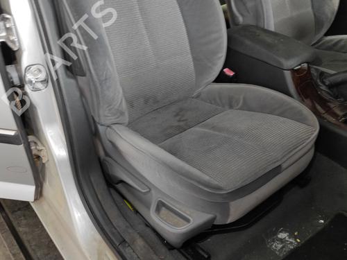 Right front seat PEUGEOT 407 (6D_) 2.0 (6DRFNB, 6DRFNE) | BP28207108C16