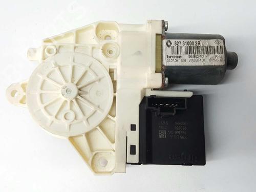 Portierruitmotor linksachter RENAULT MEGANE III Hatchback (BZ0/1_, B3_) 1.5 dCi (86 hp) 2771262