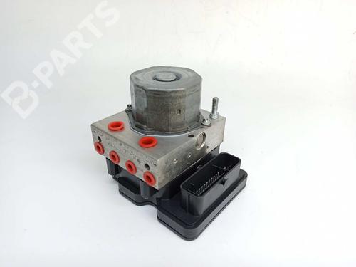 Used ABS pump RENAULT KADJAR (HA_, HL_) 1.5 dCi 110 (HLA3) (110 hp) 8145964