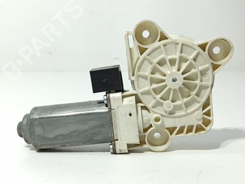 Rudehejsemotor bagstkærm højre MERCEDES-BENZ E-CLASS (W211) E 220 CDI (211.008) | BP21815646E22