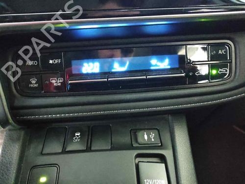 Climate control TOYOTA AURIS (_E18_) 1.8 Hybrid (ZWE186_, ZWE186R) | BP8603075I5 