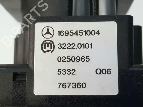 Headlight switch MERCEDES-BENZ A-CLASS (W169) A 180 CDI (169.007, 169.307) | BP6458252I24