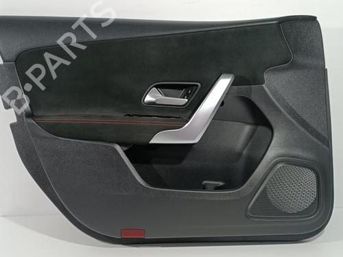 Venstre frontpanel MERCEDES-BENZ A-CLASS (W177) A 180 d (177.010) (116 hp) 19037891