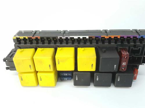 Used Fuse box MERCEDES-BENZ S-CLASS (W220, V220) S 400 CDI (220.028, 220.128) (250 hp) 6133259