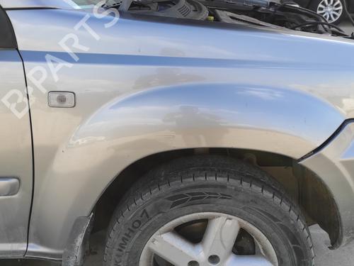 Used Right front fenders NISSAN X-TRAIL I (T30) [2001-2013]  21126758