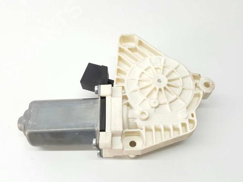 Used Right rear window motor MERCEDES-BENZ B-CLASS Sports Tourer (W245) B 200 TURBO (245.234) (193 hp) 3164094