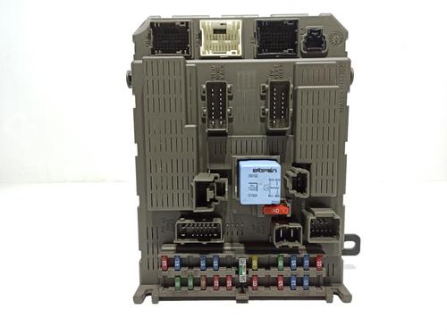 Used Fuse box CITROËN C5 I (DC_) 2.2 HDi (DC4HXB, DC4HXE) (133 hp) 22187587
