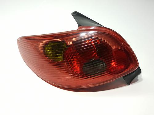 Used Left taillight Left taillight PEUGEOT 206 Van 1.4 HDi (68 hp) 32772080 32772080