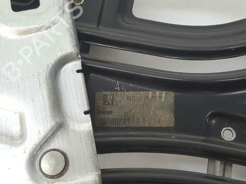 Rear right window mechanism PEUGEOT 407 SW (6E_, 6D_) 1.6 HDi 110 | BP9292371C25 
