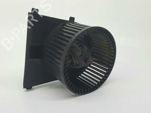 Gebläsemotor für VW GOLF IV (1J1) 1.4 16V (75 hp) 8957597