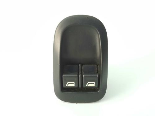 Used Left front window switch PEUGEOT 206 Hatchback (2A/C) 1.4 i (75 hp) 6822387