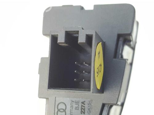 Switch AUDI A6 C6 (4F2) 3.0 TDI quattro | BP7849779I30