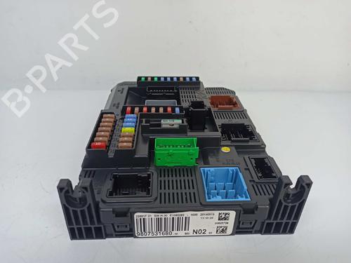 Fuse box CITROËN C4 CACTUS 1.2 VTi 82 | BP10394855E1