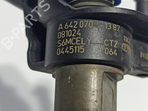 Injector MERCEDES-BENZ S-CLASS (W221, V221) S 320 CDI (221.022, 221.122) | BP17574483M100