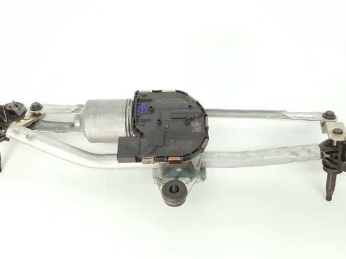 Used Front wiper motor AUDI A3 Sportback (8VA, 8VF) 1.6 TDI (110 hp) 3675901