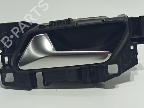Used Front left interior door handle PEUGEOT 2008 II (UD_, US_, UY_, UJ_, UR_, UC_) 1.5 BlueHDI 130 (131 hp) 13259982