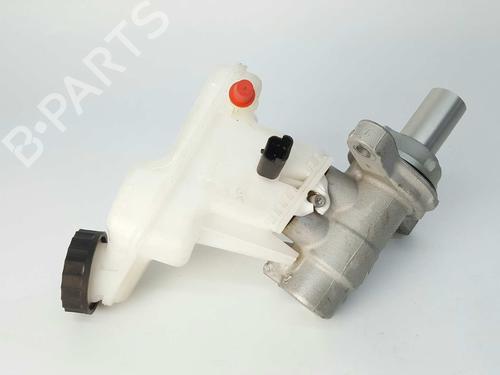 Brake master cylinder PEUGEOT PARTNER Box Body/MPV (K9) 1.6 BlueHDI 75 | BP11527910M77 