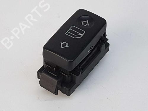 Used Right front window switch MERCEDES-BENZ S-CLASS (W220, V220) S 320 CDI (220.025, 220.125) (204 hp) 3330771