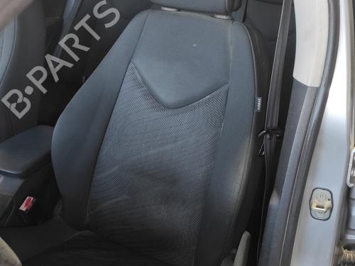 Left front seat PEUGEOT 308 I (4A_, 4C_) 1.6 HDi | BP19077566C15 