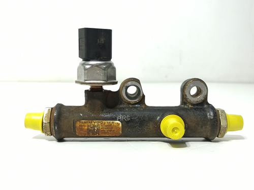 injection-rail-peugeot-607-9d-9u-2000-32474252 main image