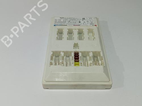 Used Fuse box BMW 1 (F40) 118 d (150 hp) 28416852