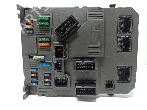 Used Fuse box CITROËN XSARA PICASSO (N68) 2.0 HDi (90 hp) 22919821